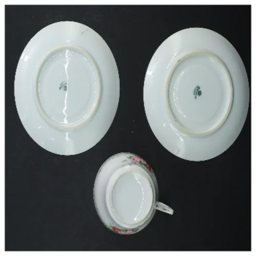 Antik Porcelænskop med underkopper (str. Ø 13 og 8 cm)