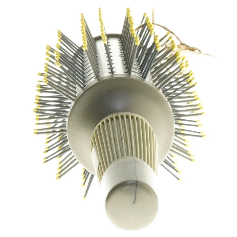 Helt ny rund frisør-hårbørste med håndtag (str. 25 cm)