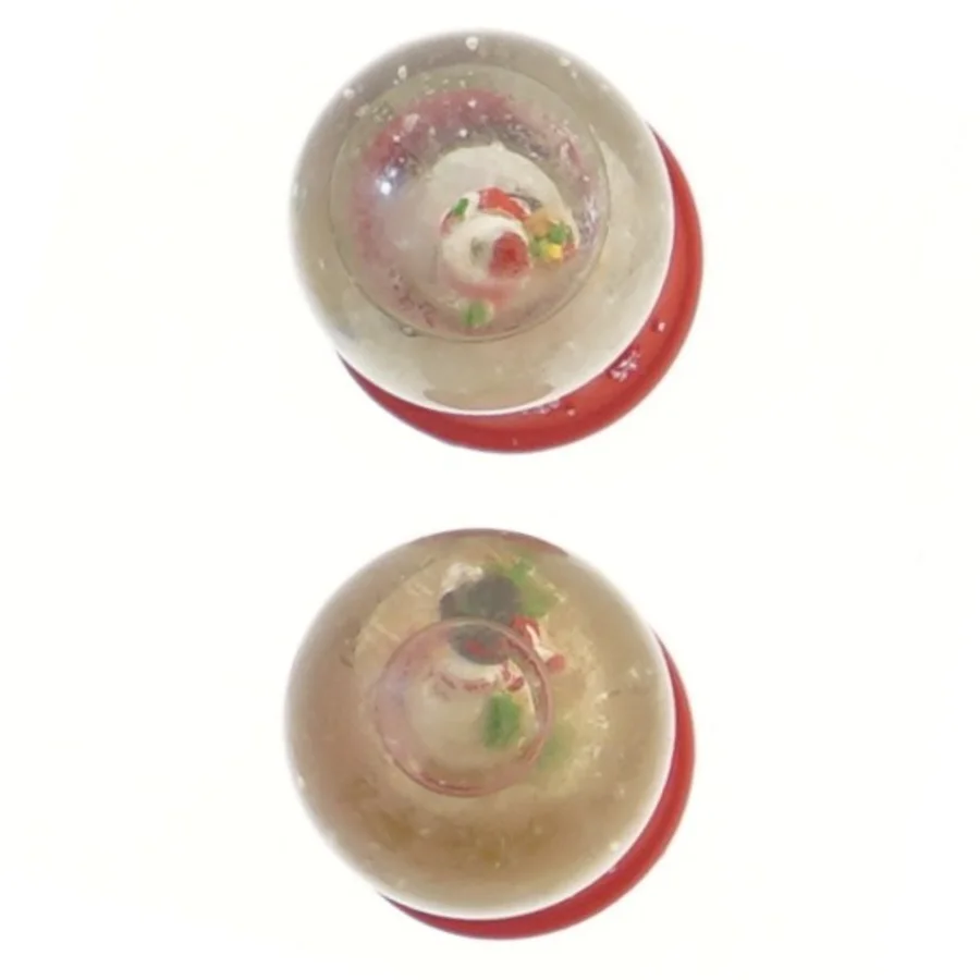 Røde sneglober med julemænd (str. 6,5 cm)