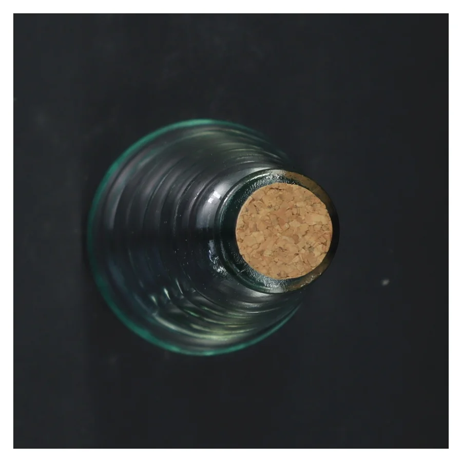 Glasflaske med korkprop (str. 27x8 cm)