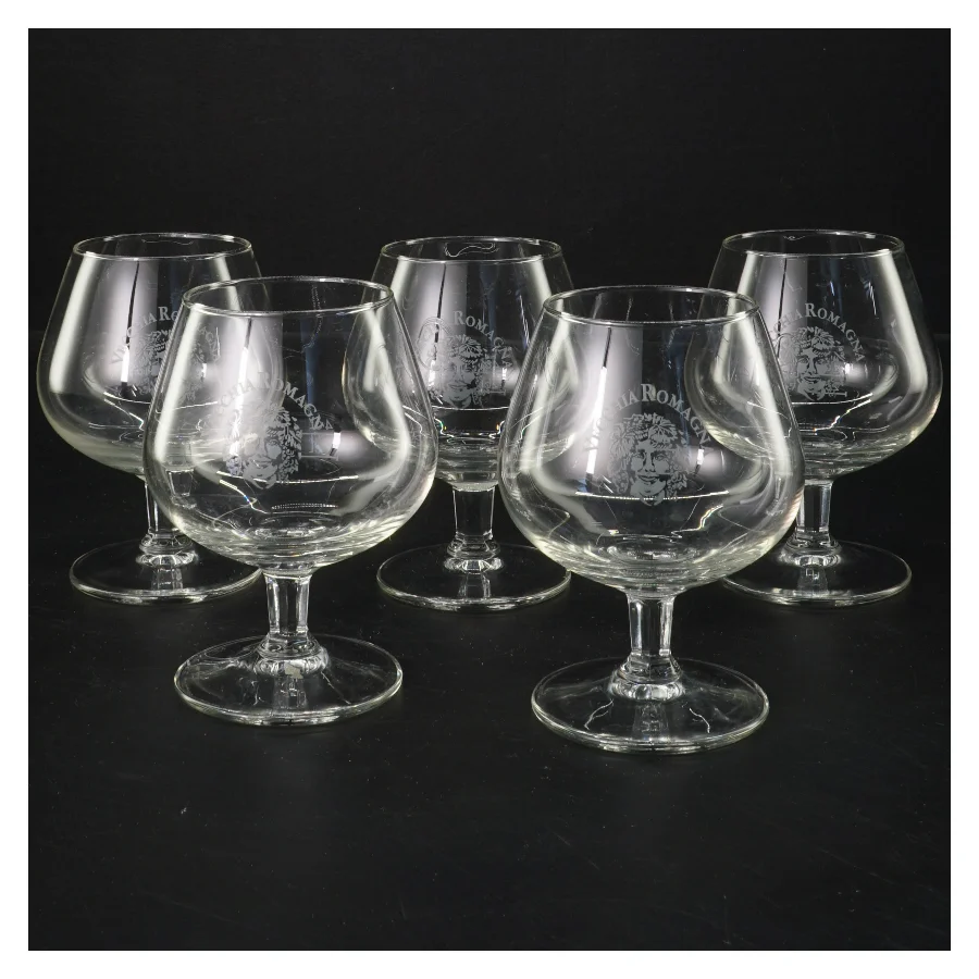 Sæt af fem smukke italienske glas (str. 5 stk Ø 5,5 cm længde 11 cm)