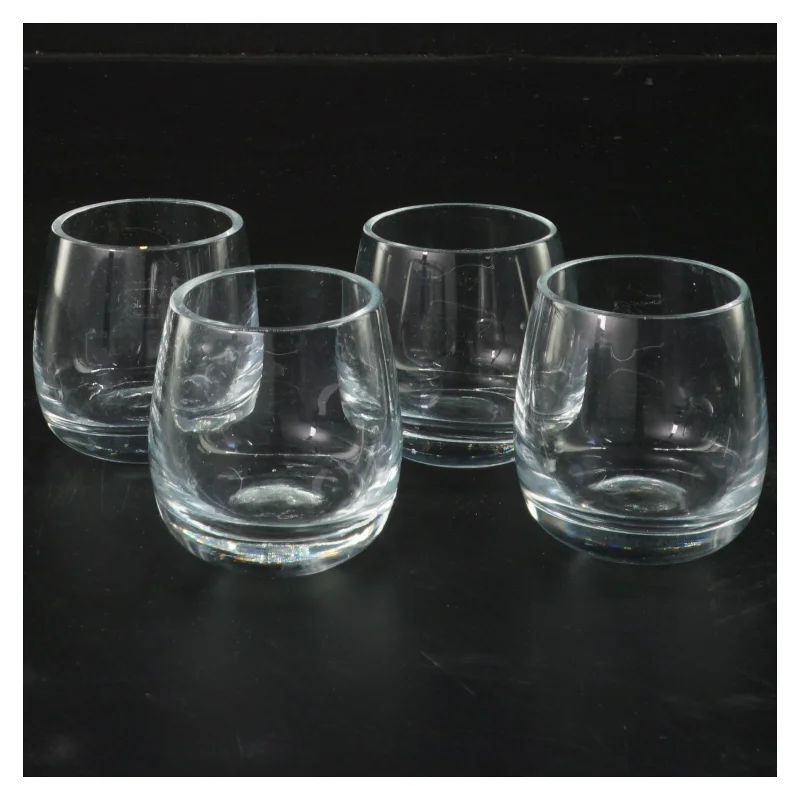Sæt med 4 glas (8 glas i 2 annoncer)  (str. 4 stk Ø 4,5 cm længde 5,5 cm)