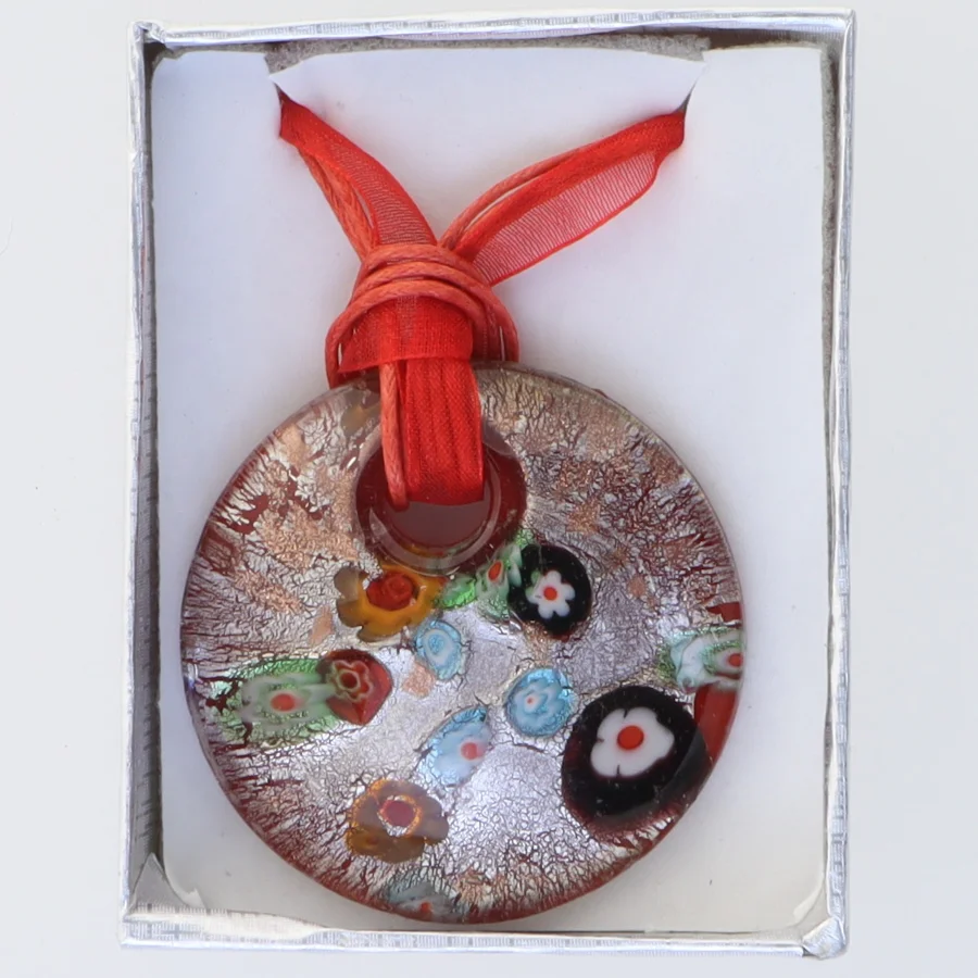 Håndlavet glassmykke, unika (str. Kasse 9 x 6 cm)
