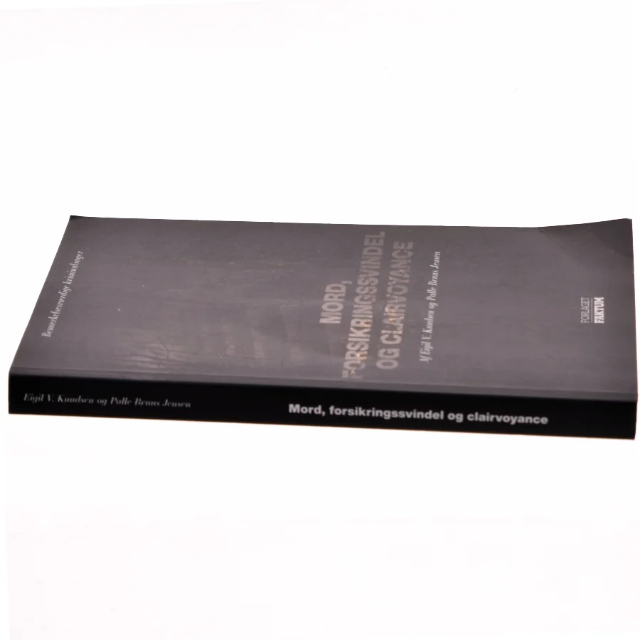 Biografi om kriminalfald fra Forlaget FAKTUM