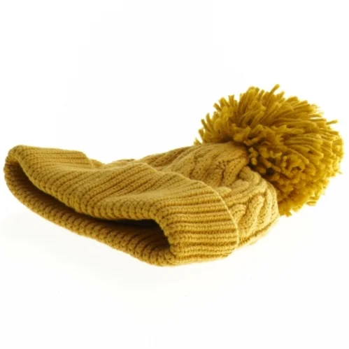 Gul strikket hue med pompon fra Next (str. 6 mdr)
