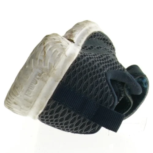 Brugte børnesneakers (str. 23)