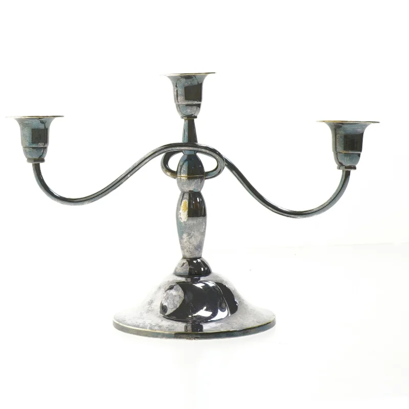 Tre-armet lysestage (str. 19 cm)