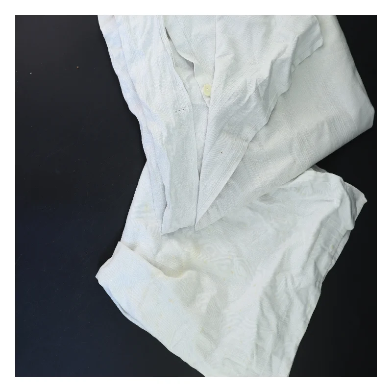 Hvid dug (str. 64x57 cm)