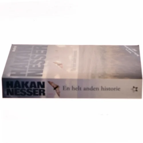 En helt anden historie af Håkan Nesser (Bog)