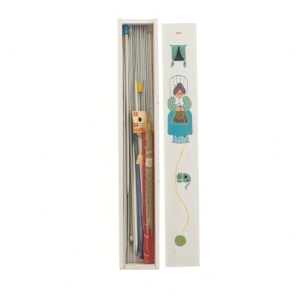 Strikkepinde med opbevaringskasse