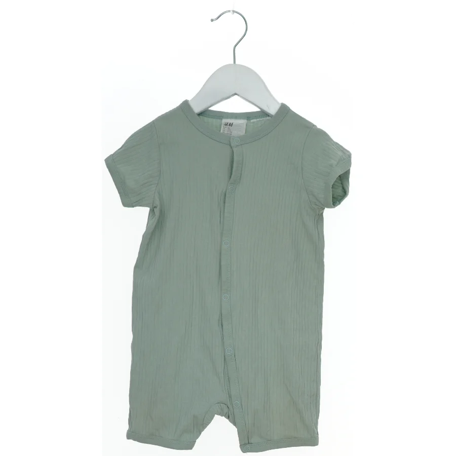 Grøn heldragt til baby fra H&M (str. 80)