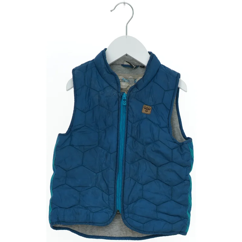Blå vest til børn fra Hummel (str. 98)