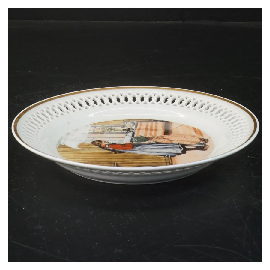 Dekorativ tallerken med Carl Larsson motiv fra B&G (str. Ø 17 cm)