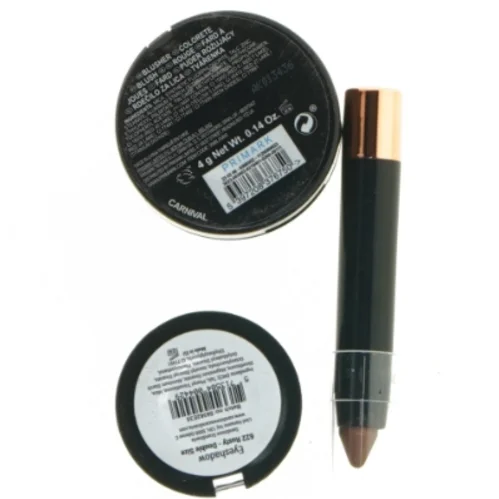 Makeupsæt med rouge og øjenskygge