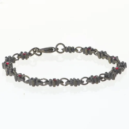 Smykkesæt med rød sten (str. 19 og 43 cm)