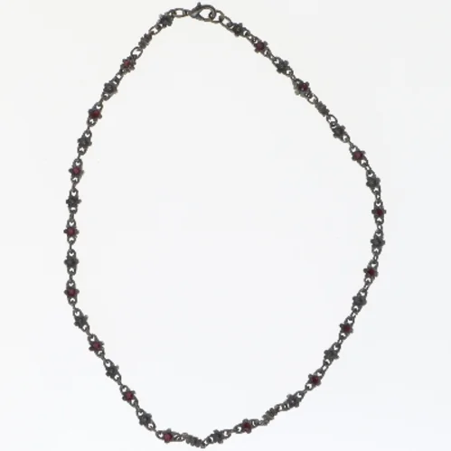 Smykkesæt med rød sten (str. 19 og 43 cm)