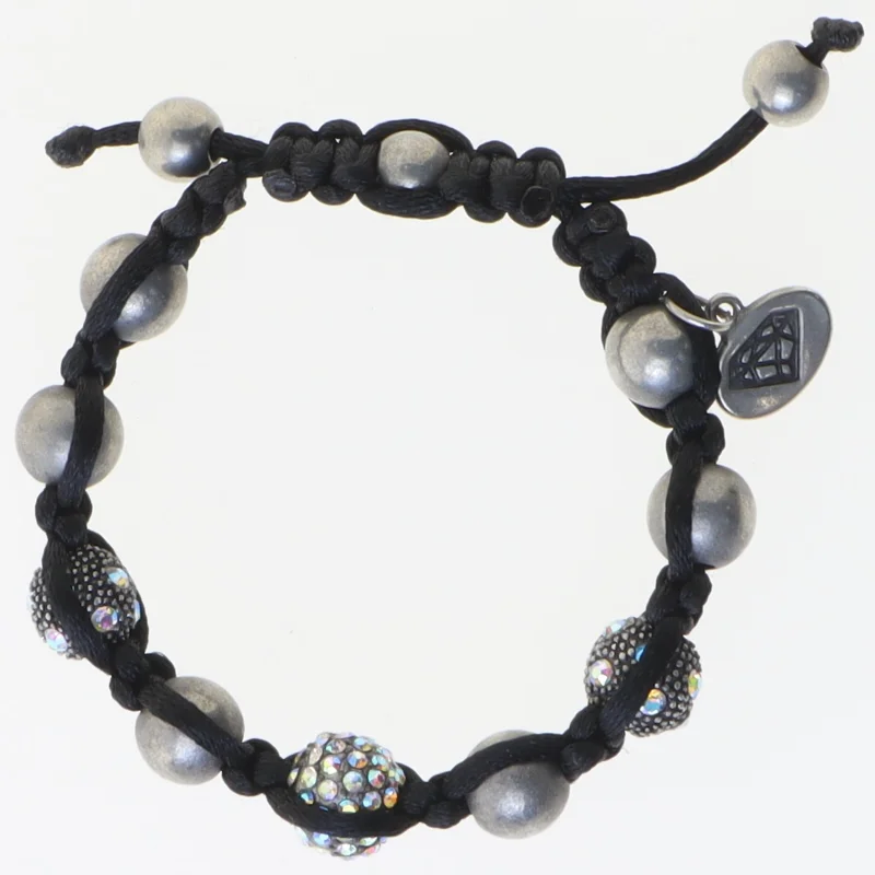 Armbånd med perler (str. Ø 6 cm)