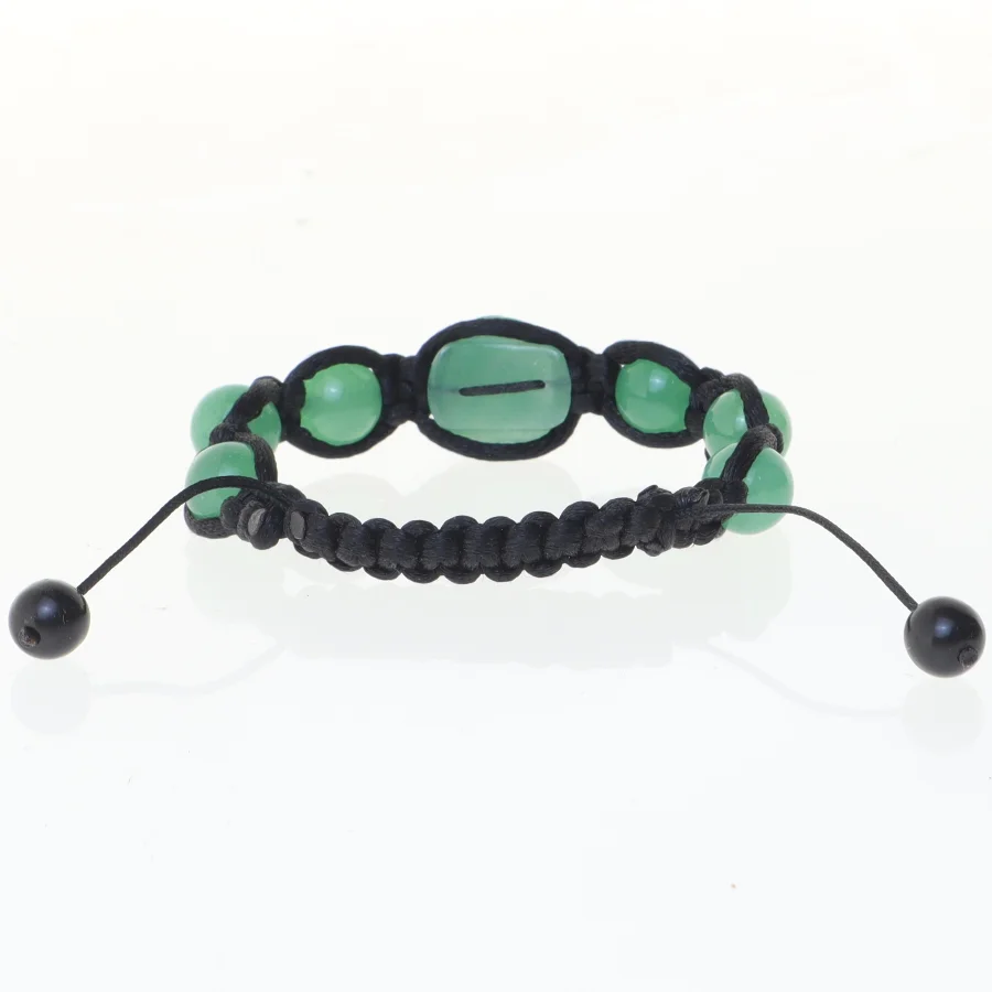 Armbånd med grønne jade sten (str. Ø 6 cm)