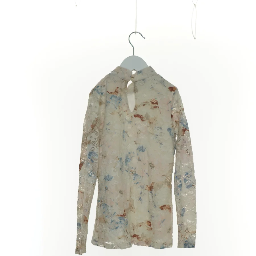 Bluse fra D-XEL (str. 140 cm)