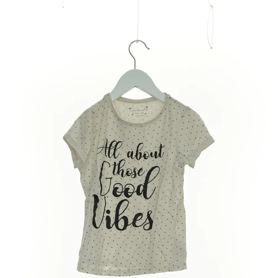 T-shirt (str. 122 cm)