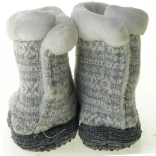 Hjemmesko fra H&M (str. 20)