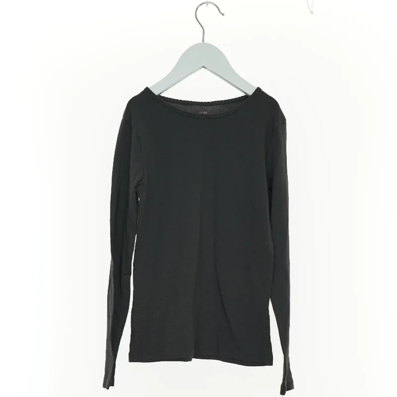 Bluse fra H&M (str. 134 cm)