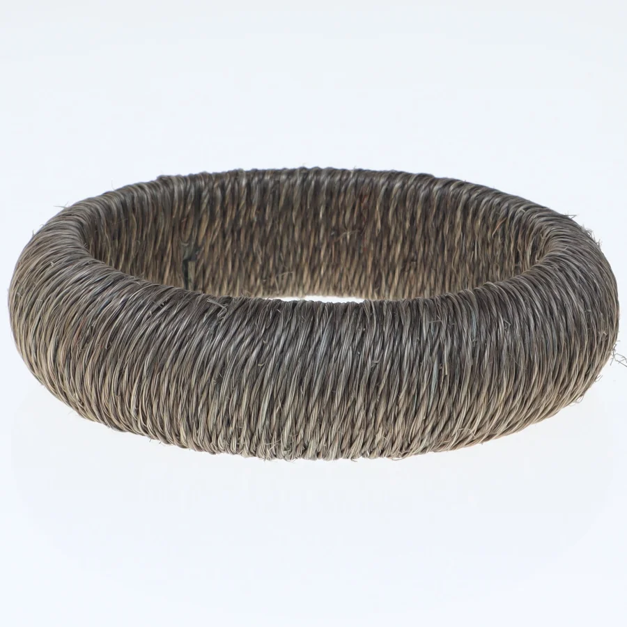 Armbånd i naturbast (str. Ø 8 cm)