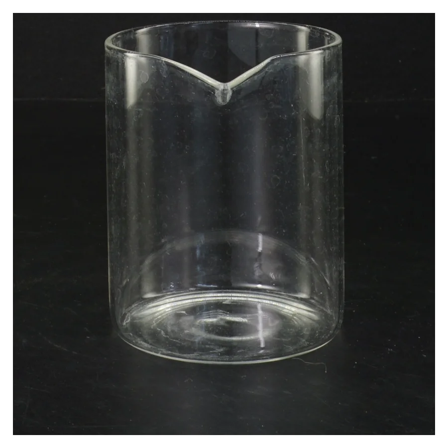 Glasbeholder med hældetud (str. 10,5x8 cm)