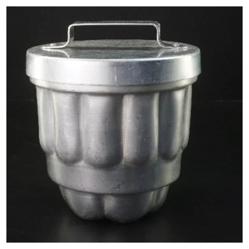 Vintage is / buddingform i aluminium (str. Ø 14,5 cm længde 15 cm)