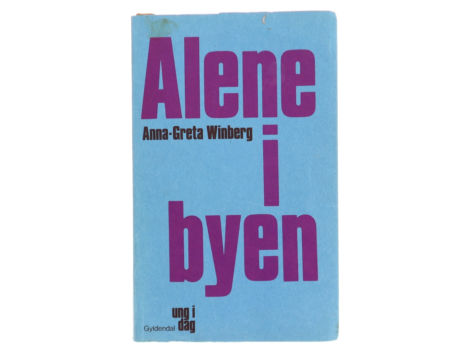 Alene i byen af Anna-Greta Winberg fra Gyldendal