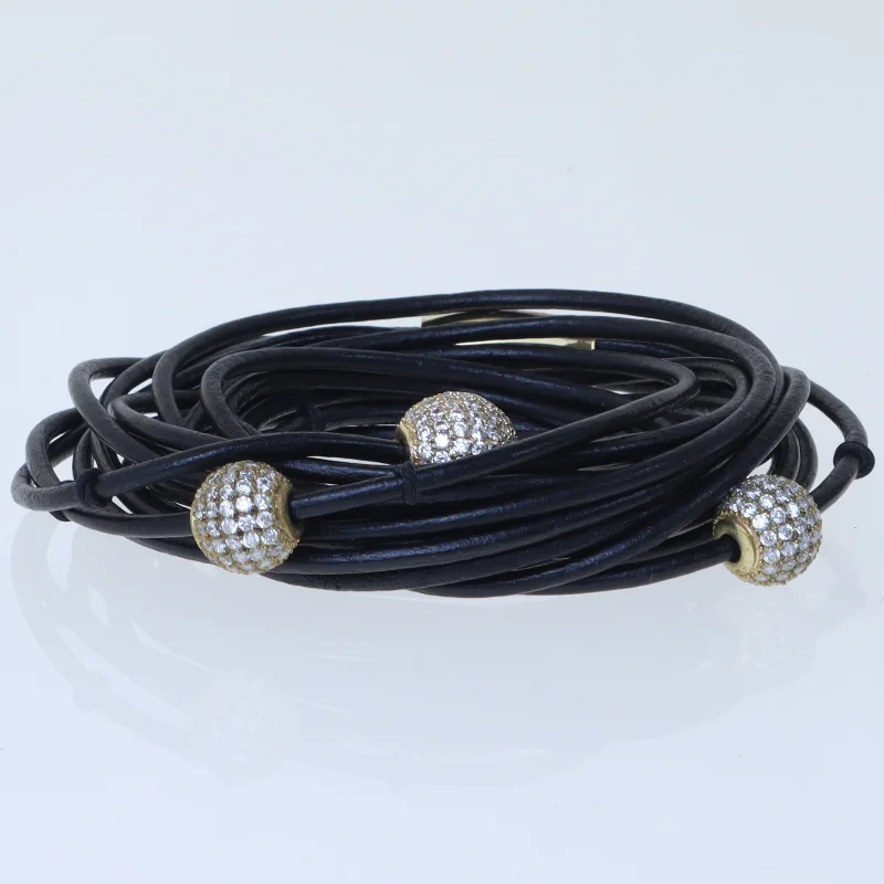 Sort læderarmbånd med glimmer kugler (str. 51 cm)