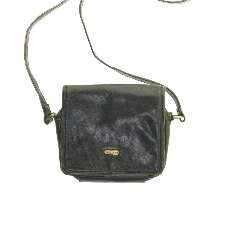 Sort skuldertaske fra David Jones (str. 22x19 cm)