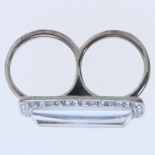 Dobbeltfinger-ring med krystaller (str. 58 og 59 mm)