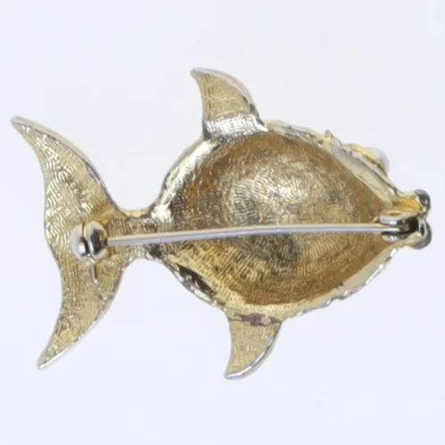 Fiskeformet broche (str. 5 cm)