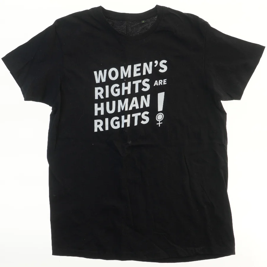 T-shirt med tryk (str.  størrelse M, 48x69 cm)