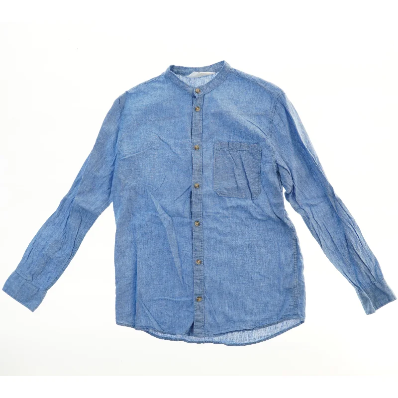 Skjorte med ståkrave fra H&M (str. 158)