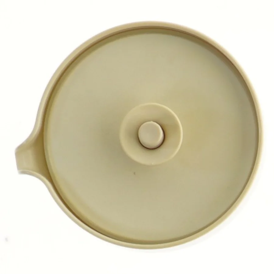 Tupperware beholder med låg fra Tupperware (str. Ø 6,5x9,5 cm)