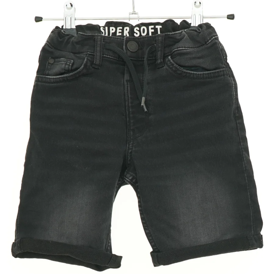 Shorts fra H&M (str. 122 cm)