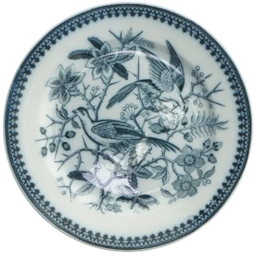 To porcelæns frokosttallerken med fuglemotiv fra Fasan (str. 20 cm)