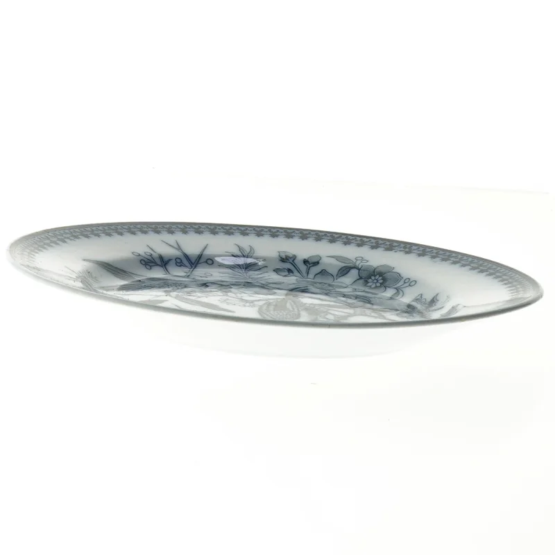 To porcelæns frokosttallerken med fuglemotiv 