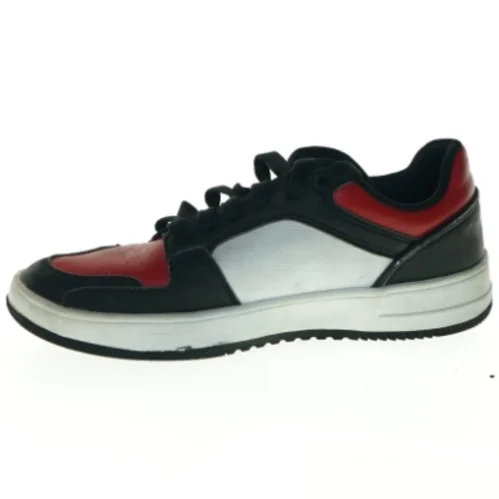 Champion sneakers i sort, hvid og rød (str. 42)