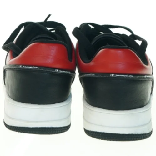 Champion sneakers i sort, hvid og rød (str. 42)