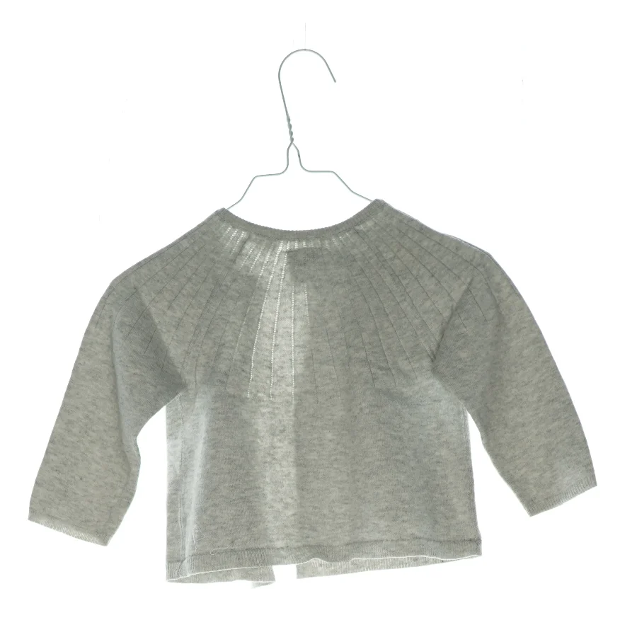 Cardigan fra Zara (str. 80)