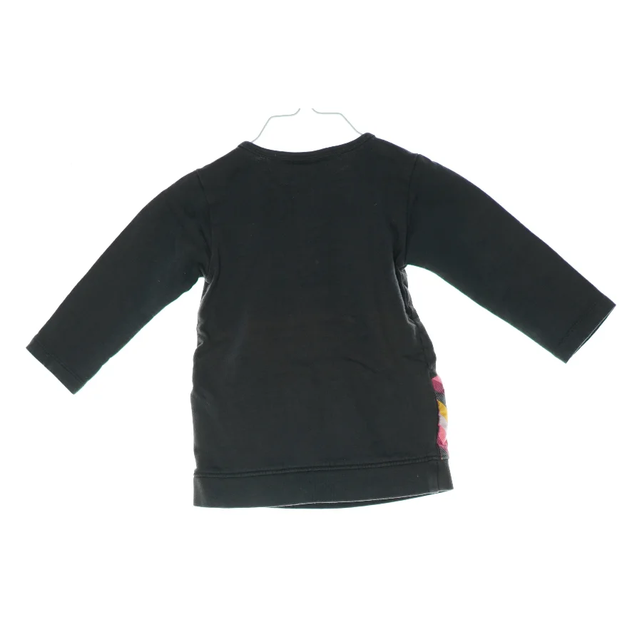 Bluse fra Hummel  (str. 68)