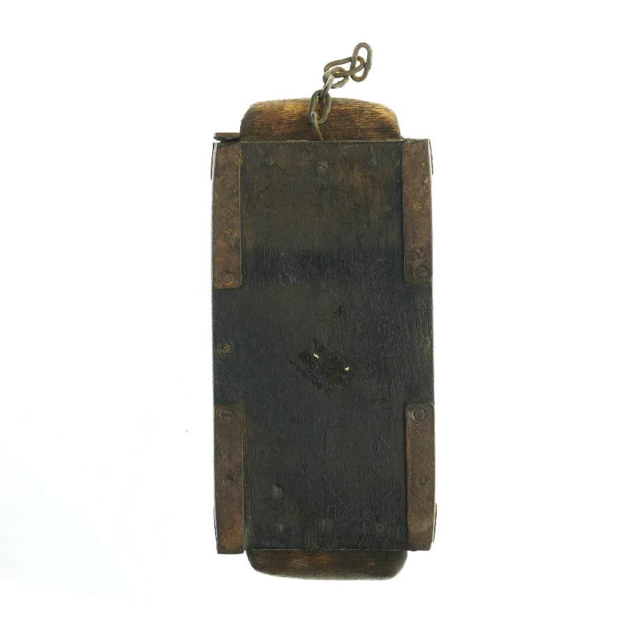 Antikt trææske (str. 32 x 14 cm)