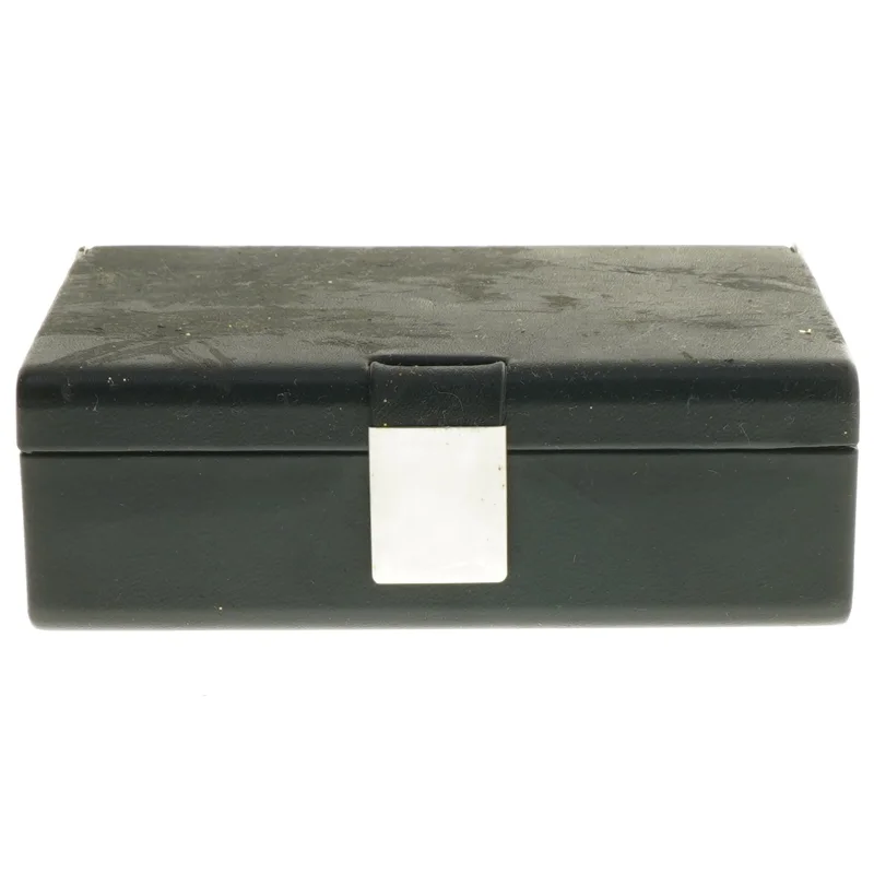 Braun elektrisk barbermaskine i taske fra Braun (str. 10x6 cm)