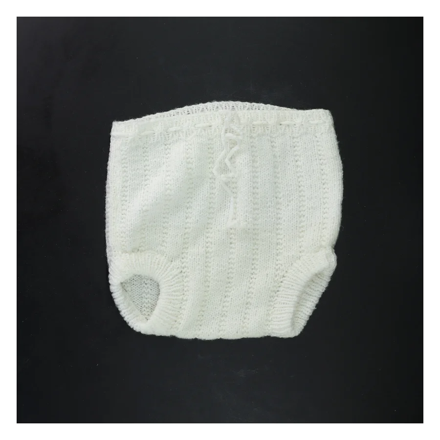 Strikket babyblebuks (str. 25x24 cm)