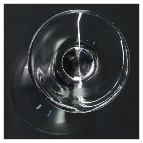 To cocktailglas med lange stilke (str. 19 cm)