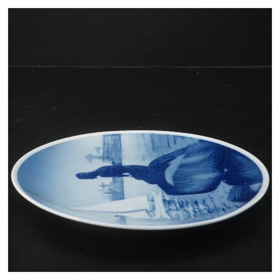 Porcelænstallerken med Lille Havfrue motiv fra Royal Copenhagen (str. Ø 20,5 cm)