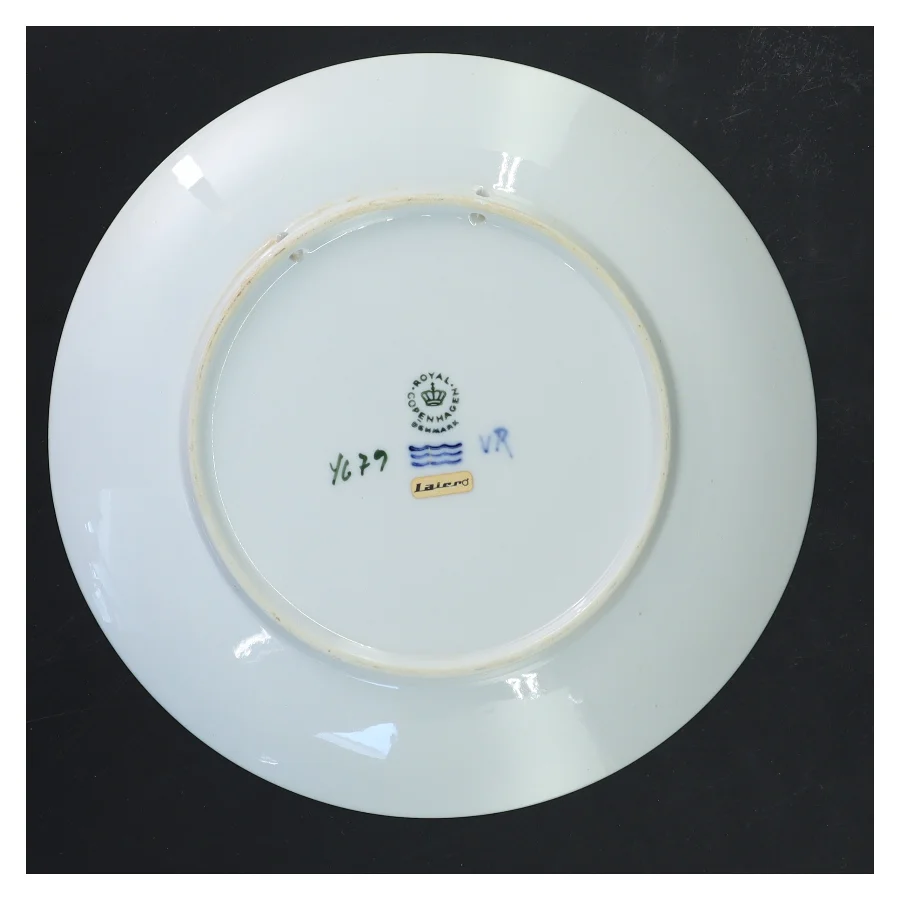 Porcelænstallerken med Lille Havfrue motiv fra Royal Copenhagen (str. Ø 20,5 cm)